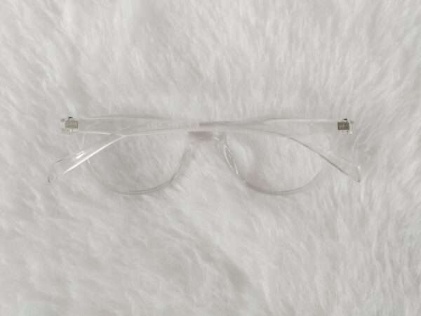 Minimalist Transparent White for Any Occasion - Image 6