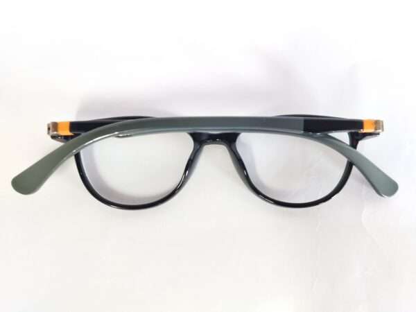 Childrens eyeglasses in black and grey – lightweight and kid-friendly frame design