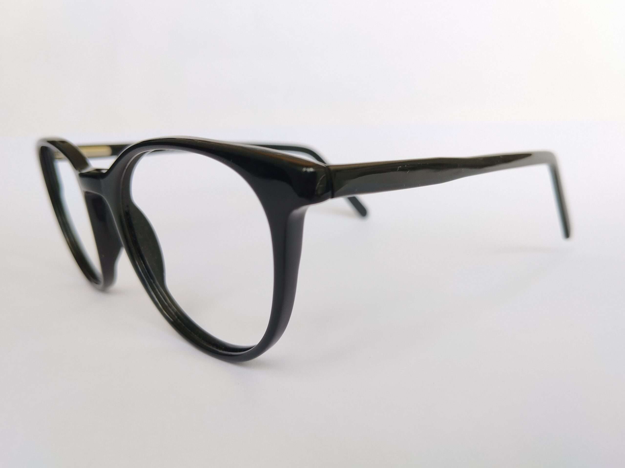Black Oval Bifocal Reading Glasses with slim lightweight frame, classic oval shape, and precision lenses designed for comfortable daily reading.