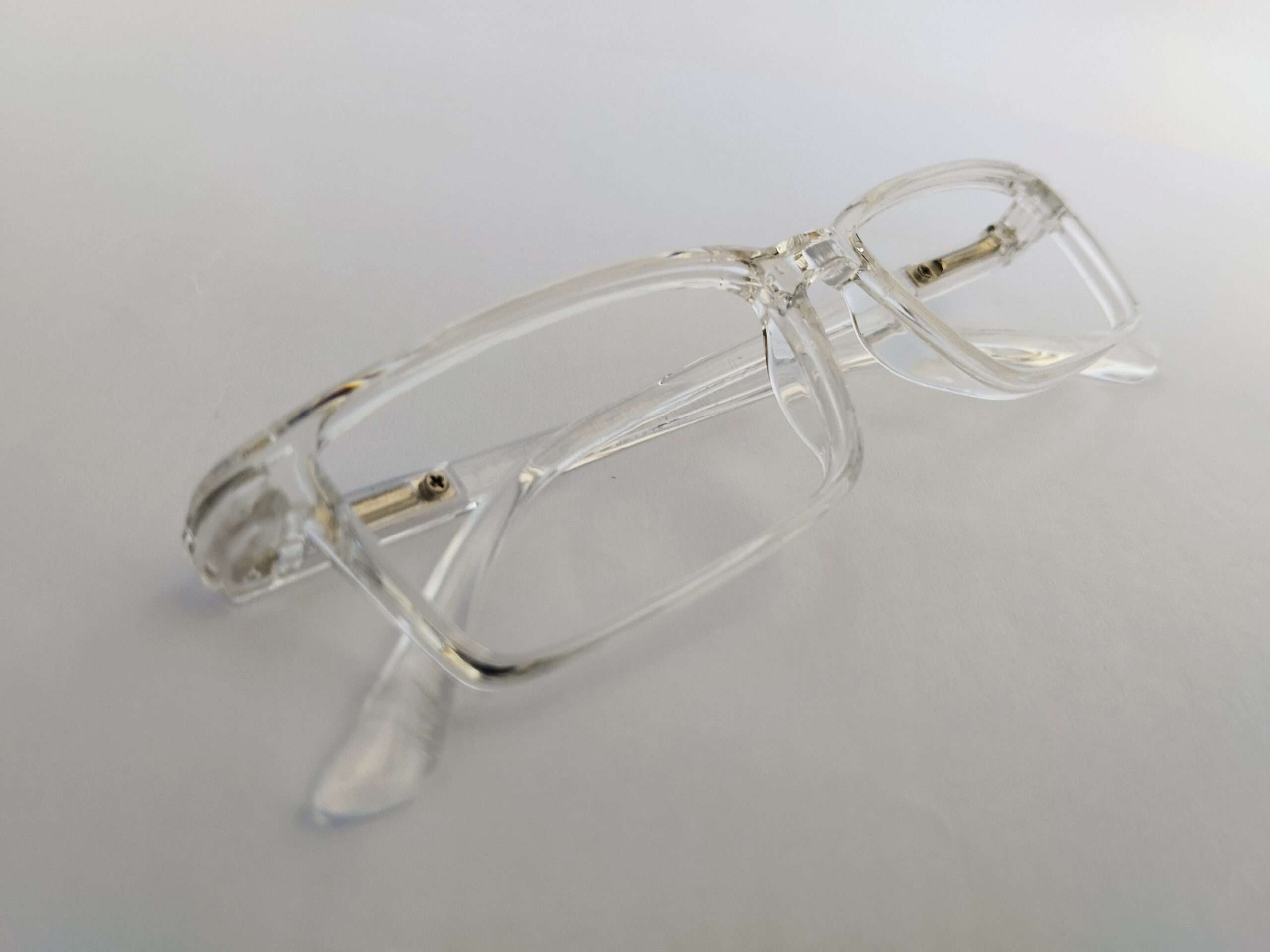 Crystal clear rectangle reading glasses with lightweight transparent frame design