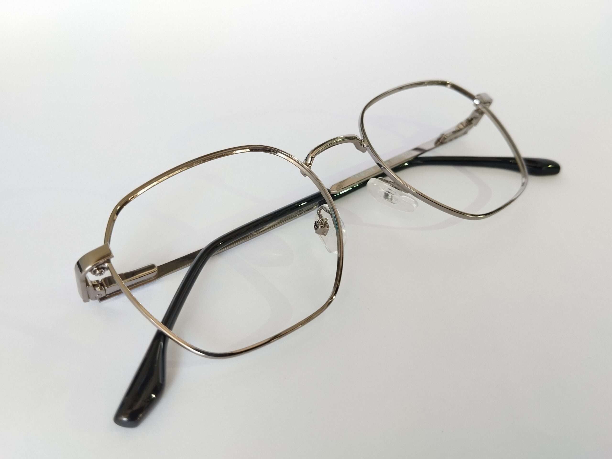 Silver octagon Gun Metal reading glasses with stylish frame and clear reading lenses