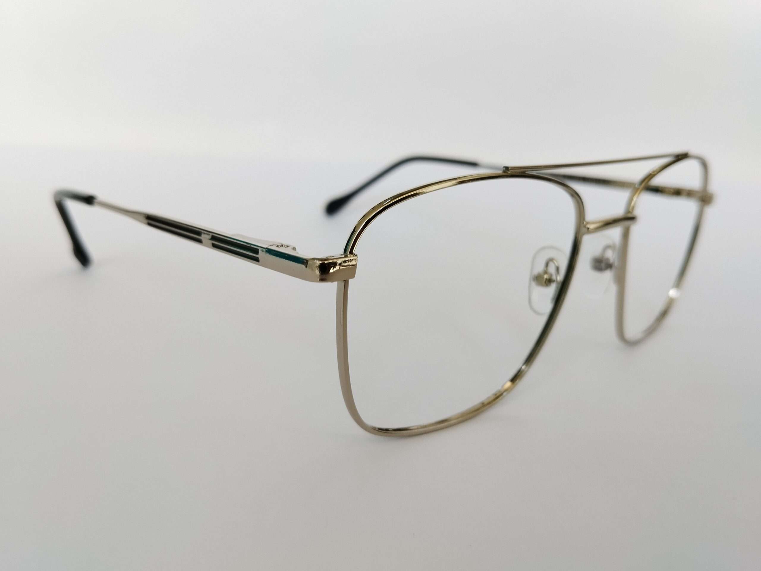 Silver gun metal aviator computer glasses with lightweight blue blocker glasses design for men and women