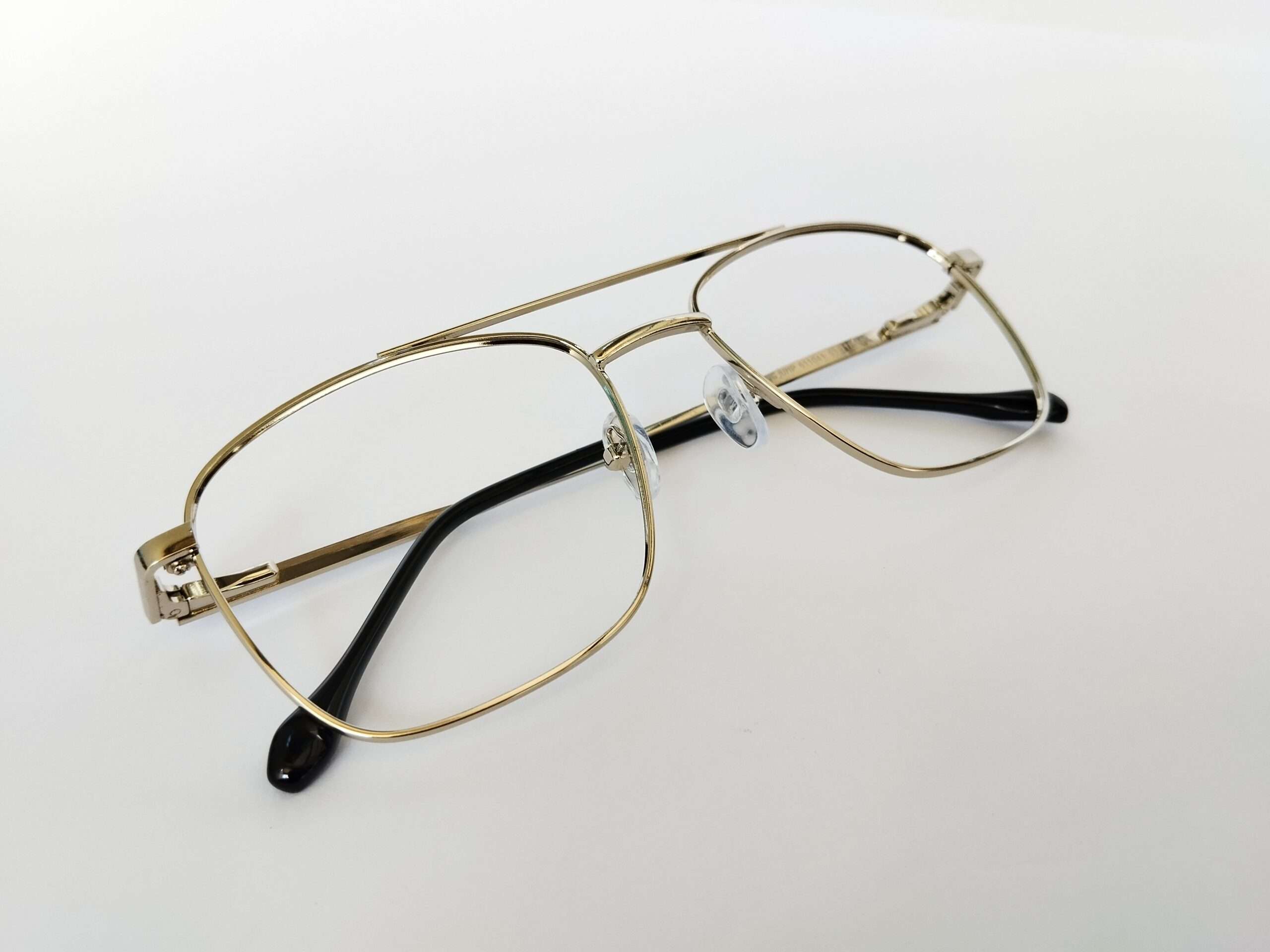 Silver gun metal aviator computer glasses with lightweight blue blocker glasses design for men and women